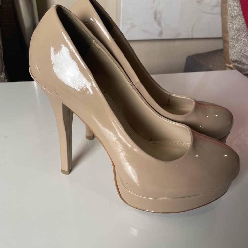 Chinese Laundry Nude Patent Shoe